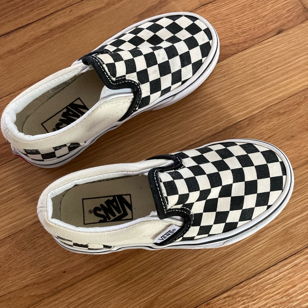 Kids classic slip on Vans size 11